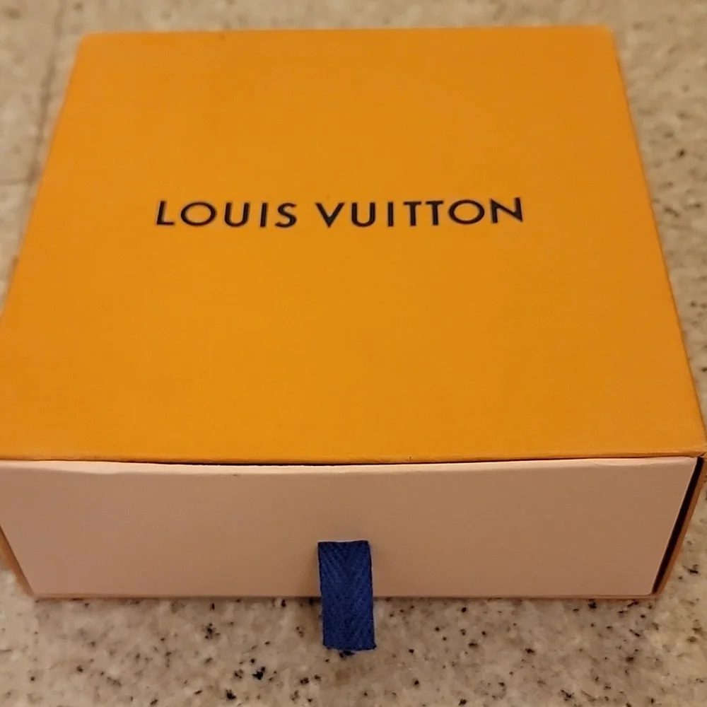 LOUIS VUITTON trademark orange color and navy blue ribbon box 6 1/2 x 6 1/2 box